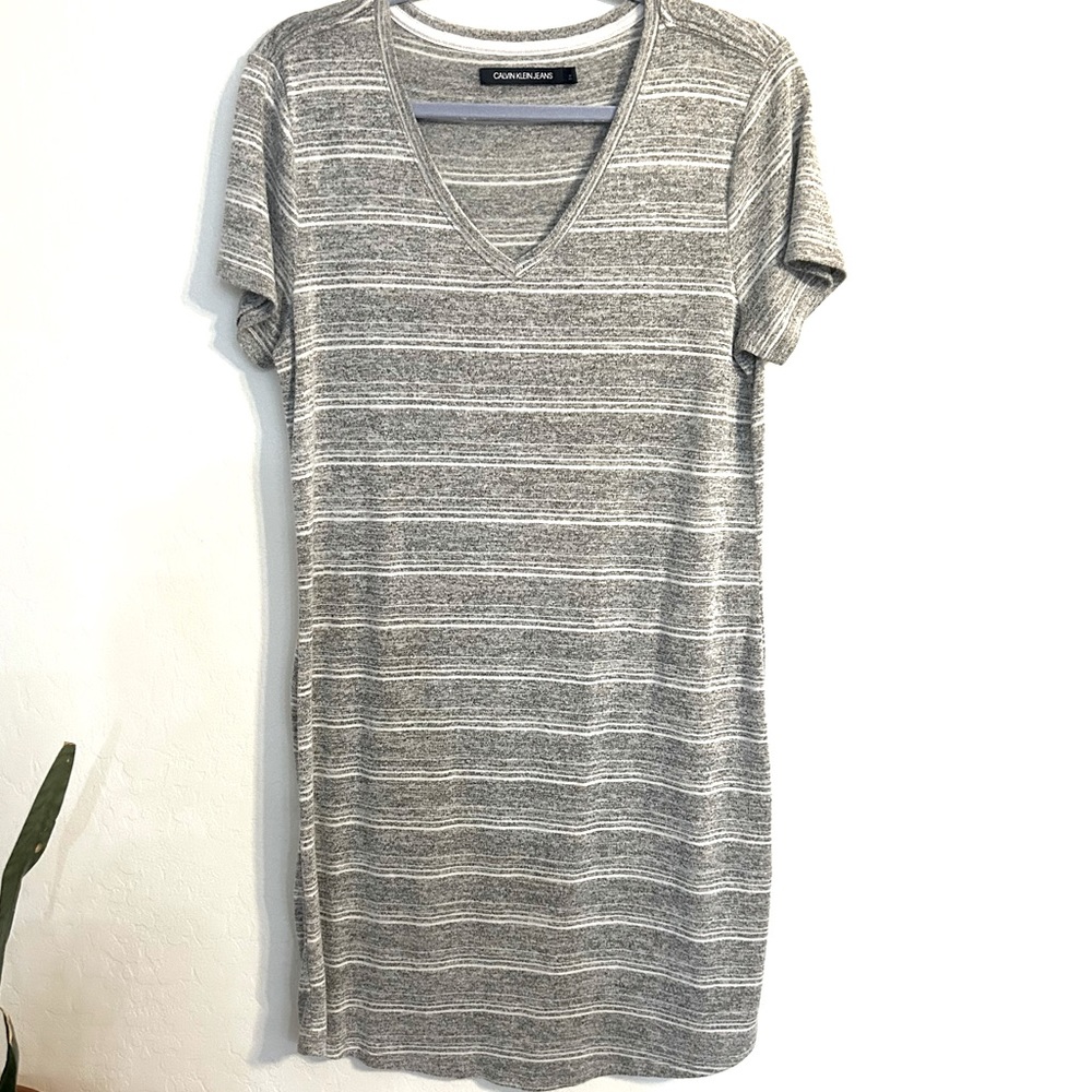 Calvin Klein gray / white stripe dress size M